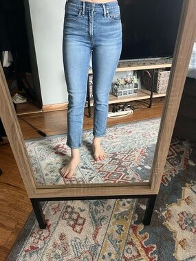 GAP Light Wash High-Rise Skinny Jeans - Light Blue